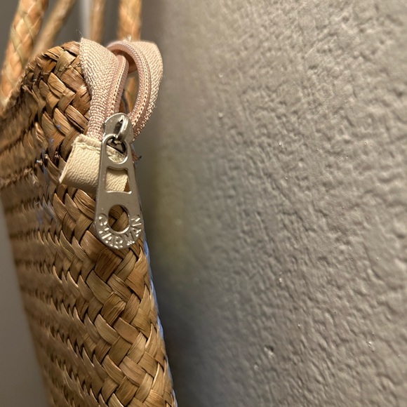 SG Saigon Handi Craft straw purse hand painted. Zipper - Picture 10 of 11